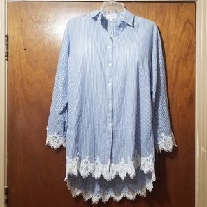 Velzera striped, button up long shirt.